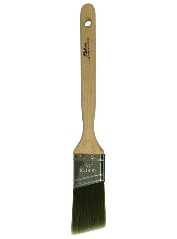 Richard 80621 1 1/2'' angular paint brush, CONNOISSEUR ULTRA series. Polyester SRT - nylon, wood handle. | the Hyde Store